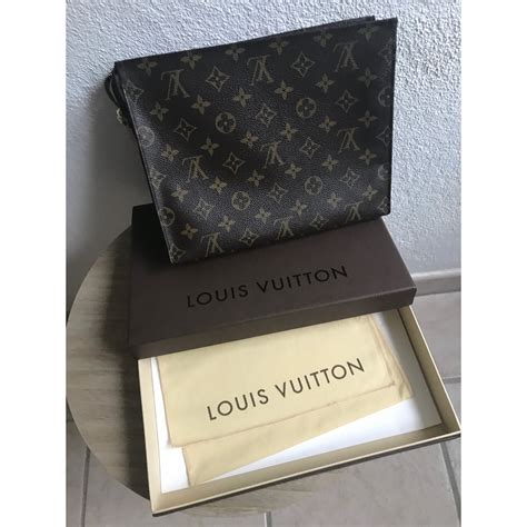 pochette lv toilette|louis vuitton poche.